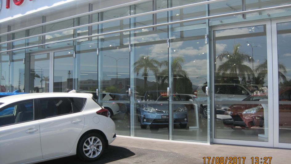 Pacific Toyota / Lexus, Cairns Qld Glass Innovation